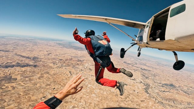 First moments of an AFF student after exiting the aircraft