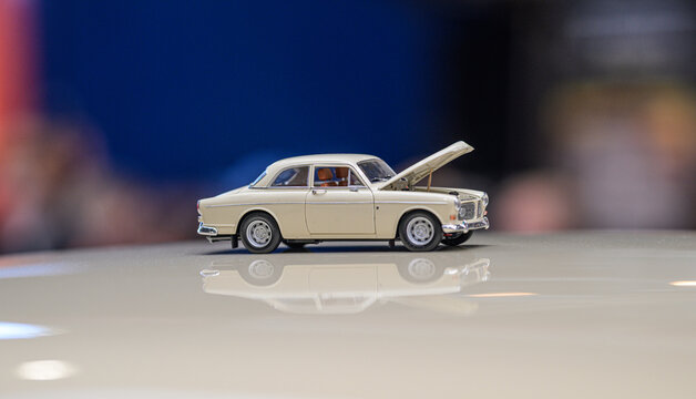 Gothenburg, Sweden - May 30 2026: Miniature white Volvo classic car model displayed on glossy hood.
