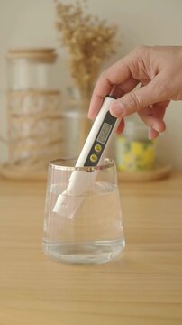 Measuring water TDS level with a digital TDS meter is water drinkable.