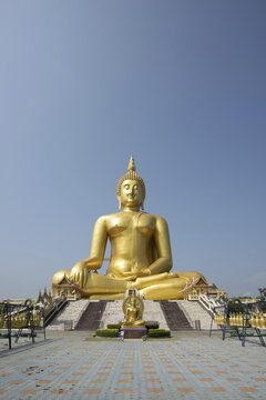 Largest Buddha statue in Thailand (Luang Pho Yai: the statue shows Buddha in the so-called Maravijaya posture - the moment when Buddha resists temptation and attains enlightenment), Wat Muang, Ang Thong, Amphoe Wiset Chai Chan province, Thailand