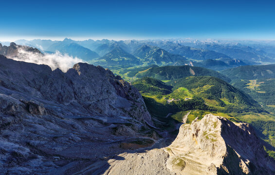 Dachstein skywalk at day Mountains - Austria Alps, Treppe ins Nichts