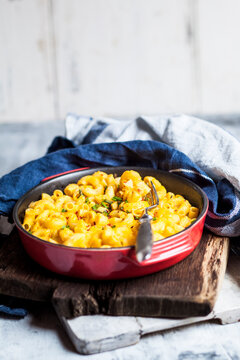 Vegan macaroni and cheese