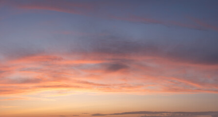 Fototapeta premium Beautiful colorful vibrant Summer sunset sky for use as background or composite