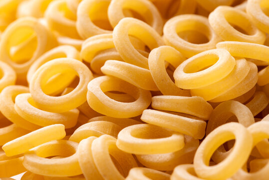 Anelli Siciliani, tipica pasta italiana 