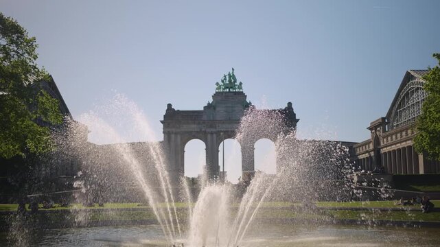  Brussels Triumphal Arch in Parc du Cinquantenaire Square de la Bouteille Fountain