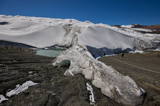 Located at more than 5,000 meters above sea level, Quelccaya is one of South America's most remarkable natural wonders and an increasingly important symbol of global warming.