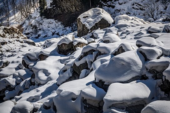 Shimla and Manali are twin hill stations in Himachal Pradesh, India. Shimla, the "Queen of Hills", offers colonial architecture and scenic walks. Manali, set along the Beas River.