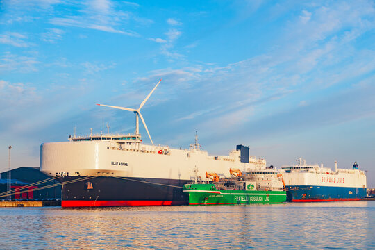 Amsterdam, Netherlands - July 20, 2026: Fratelli Cosulich LNG bunker vessel Alice Cosulich refueling Blue Aspire ship at port