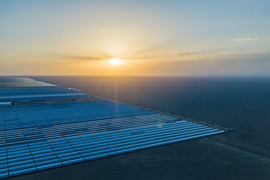 Solar thermal power plant, a new energy source.