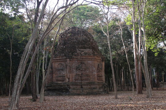サンボー・プレイ・クックの祠