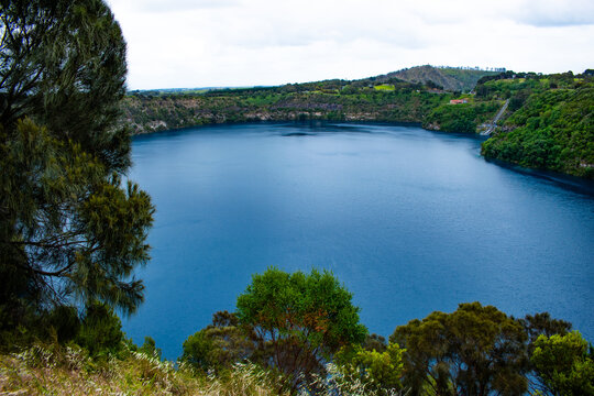 Australia, located in a volcanic crater, Blue Lake in Mount Gambier, South Australia, showcases an ever-changing blue colour with crystal clear water which has been filtered through the limestone.