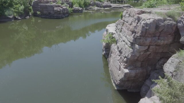 Palisades State Park rock formations and scenic landscape
