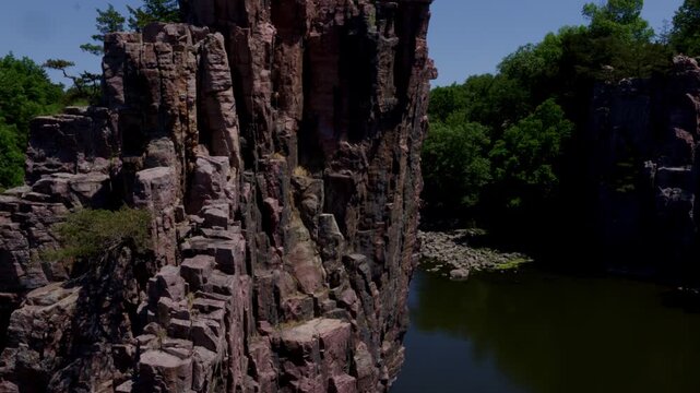 Palisades State Park rock formations and scenic landscape