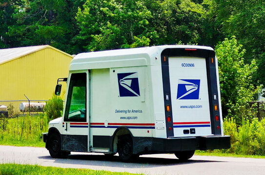 USPS Next Generation Delivery Vehicle (NGDV),  North Carolina, USA