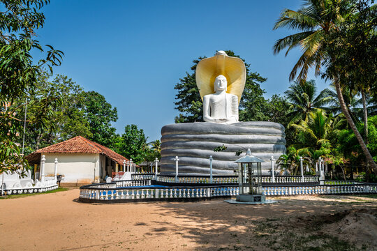 Buddha statue at Munneswaram Temple, Sri Lanka