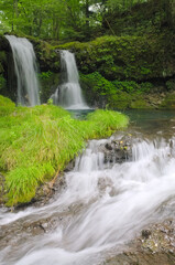 山梨県忍野村にある鐘山の滝 © ATbonobo