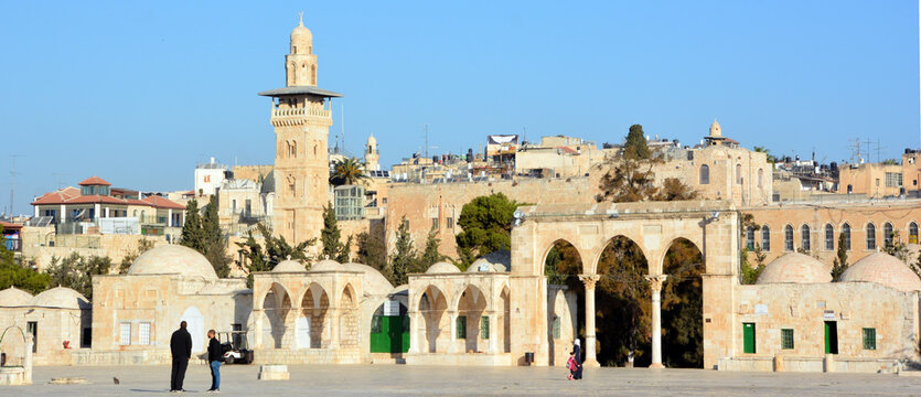 JERUSALEM ISRAEL: Ashrafiyya the western and northern sides of the terrace of temple mount are surrounded by buildings mainly Koranic schools and other religious bodies of the Mameluke period