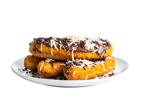 pisang keju, crispy battered fried banana pieces with full chocolate sprinkles and grated cheese on plate isolated on transparent png