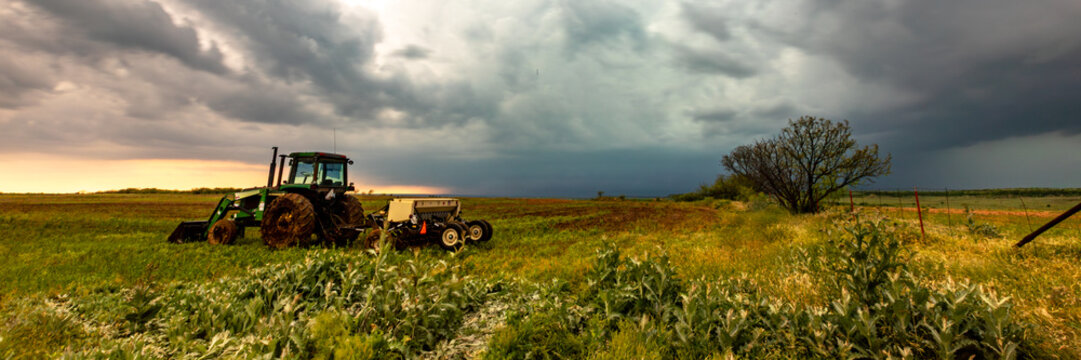 Impacts of Climate Change. El Ni&ntilde;o, the environment, rising global temperatures. Pollution and devastating storms featuring tornadoes and strong winds. Uncontrolled weather. Web banner, copy space.