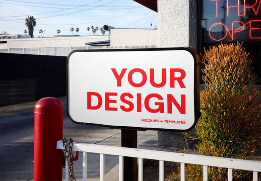 Mockup Of Customizable Roadside Sign In Los Angeles