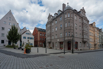 Naklejka premium Augsburg, Stadtbummel durch die historische Altstadt, in der Spital Gasse Am Roten Tor in der romantischen Schwabenstadt am Lech. Schwaben, Bayern, Deutschland.
