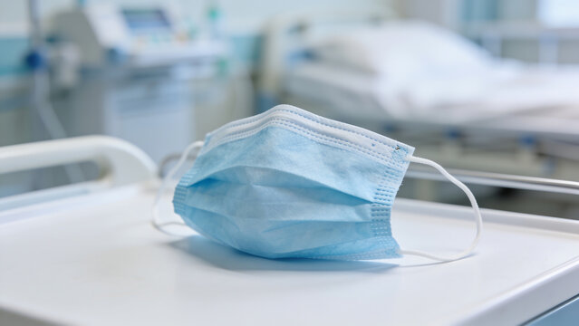 Generative AI highlights the importance of medical safety and hygiene with a disposable face mask