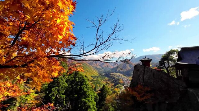 秋の山寺（立石寺）【山形県山形市】参道より納経堂、開山堂を望む風景