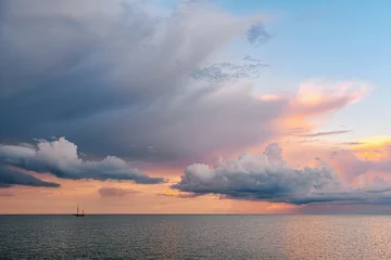 A breathtakingly beautiful evening sky over the Baltic Sea near Boltenhagen © fotografci