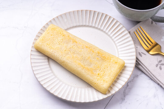 ハムとチーズの米粉クレープ