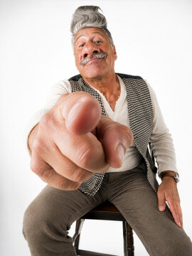Senior, Zeigefinger