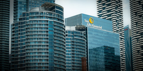 Obraz premium Sun Life Financial Global Headquarters in Toronto, ON, Canada