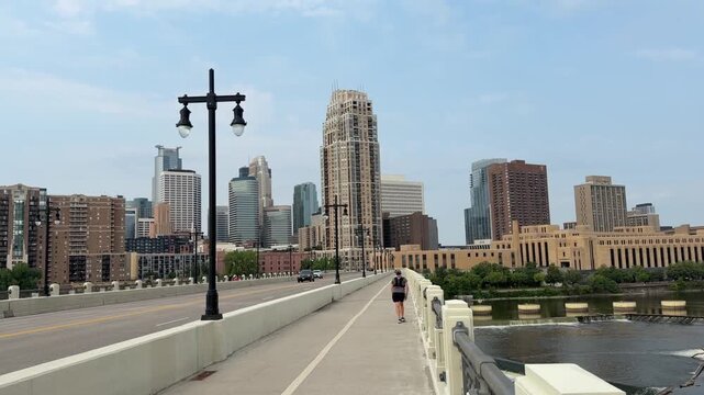 Downtown Minneapolis Mill Ruins Park Walk 