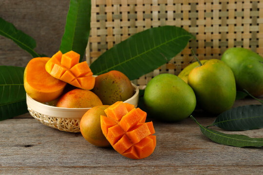 Mangga Gedong Gincu. Tropical Indonesia Mango
