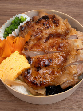 鶏の照り焼き弁当