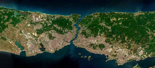 Istanbul Bosphorus shipping route on open data satellite image © M. Jurzyk