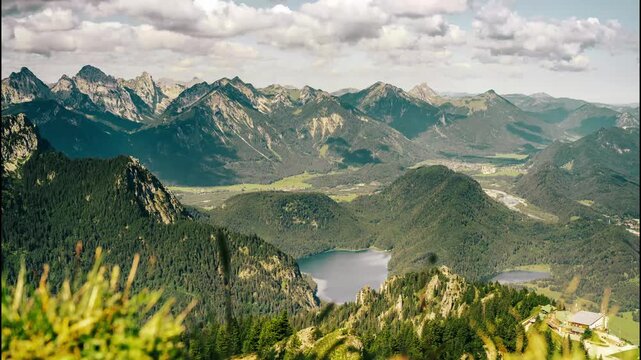 Zeitraffer Berge Wolken Sommer