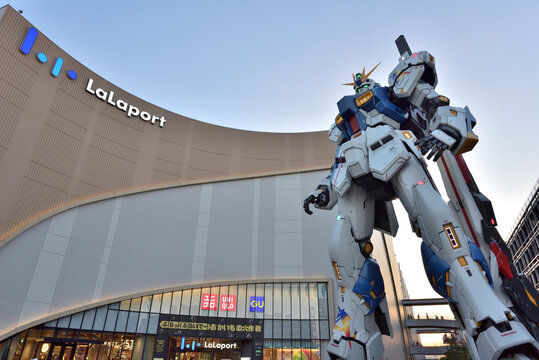 Fukuoka, Japan - November 23, 2025 : The RX 93ff v Gundam is the tallest Gundam statue in Japan located at Mitsui Shopping Park LaLaport Fukuoka, Fukuoka, Japan