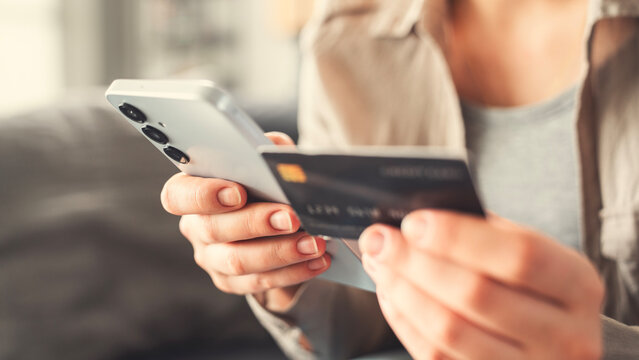 Online shopping with credit card