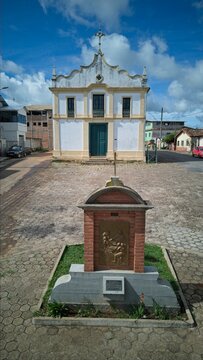 LAGOA DOURADA, MINAS GERAIS, BRAZIL - DEZ 12, 2025: Exterior of Bom Jesus de Matosinhos Church in historic town