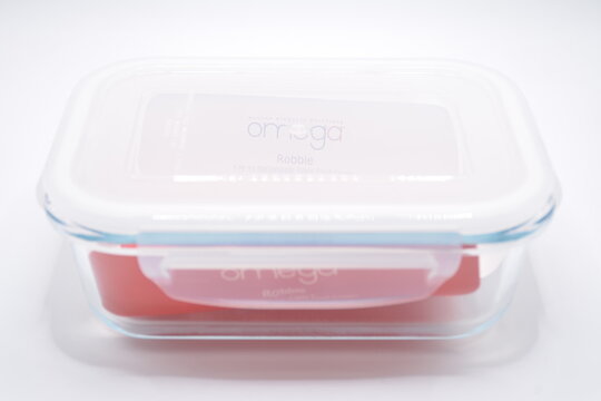 Omega houseware robbie rectangular glass food keeper in Manila, Philippines