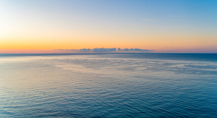 Obraz premium Sundown over sea