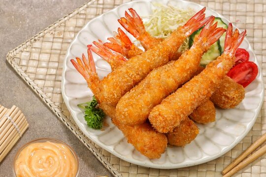 Ebi Fry, ebi furai or ebi furay is a typical Japanese food in the form of fried shrimp covered in flour.