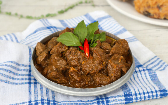 Indonesian side dish called lapis daging or krengsengan, made of beef or mutton, sweet soy sauce, and aromatic spices.