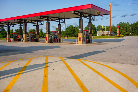 Buffalo, NY, US-September 15,2025: Sheetz gas station along highway exit.