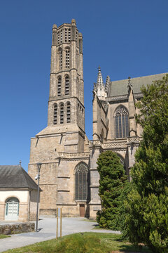 Cath&eacute;drale Saint-&Eacute;tienne  et l'&eacute;v&ecirc;ch&eacute; de Limoges en Haute-Vienne France