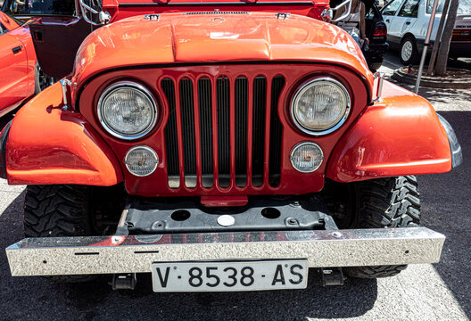 TAVERNES BLANQUES, SPAIN - JUNE 14, 2026.Vintage orange Motovespa Vespino Velofax moped parked at a vehicle exhibition in Spain
