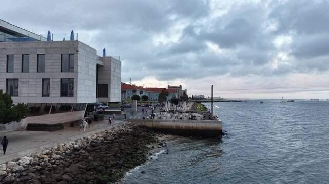 Ribeira Das Naus Lisbon Portugal Tagus River Waterfront Cais Do Sodre Summer Boat Maritime Transport Riverside Promenade Historic Waterfront Cityscape Tourism Travel Destination Urban Landscape Europe