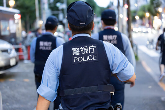 警察官