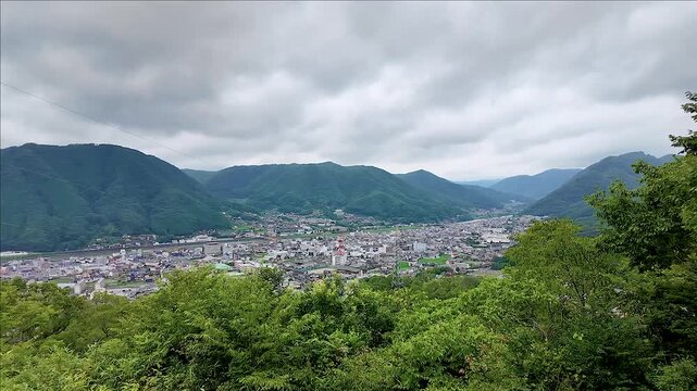 大久保峠の展望台から見る高梁の町並み