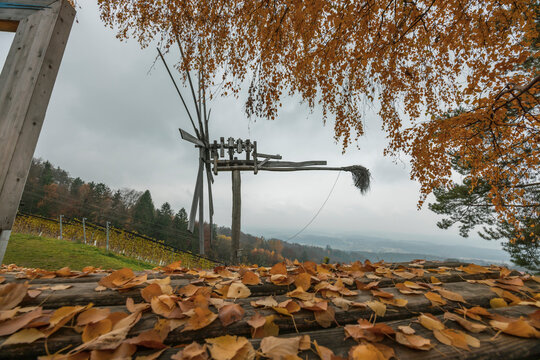 Klapotetz scaring birds in Styria vineyard during autumn